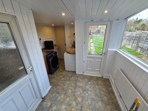 Photo 21- click for photo gallery